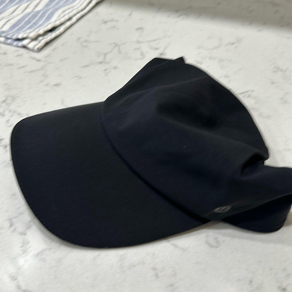 Lululemon hat